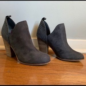 Gray ankle boots with heel